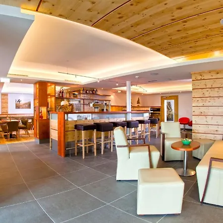 Hotel Lukas-3