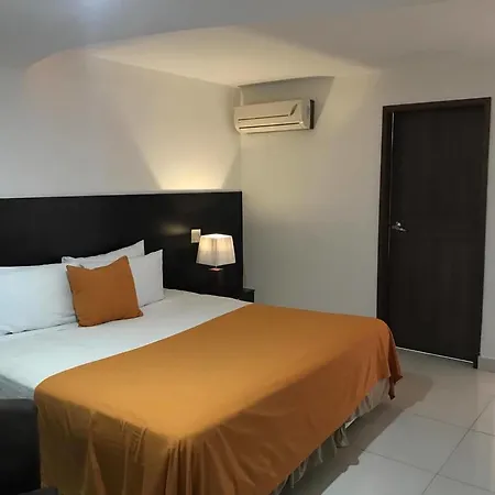 Az Hotel And Suites-3