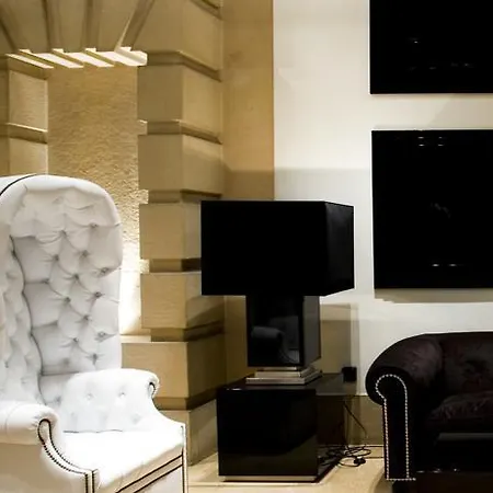 Hotel Clarin-3