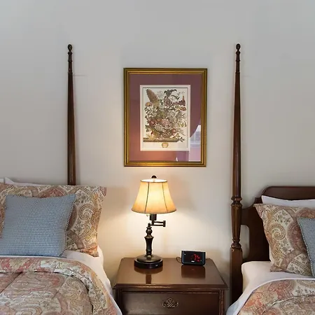 Thomas Bond House Bed And Breakfast-3