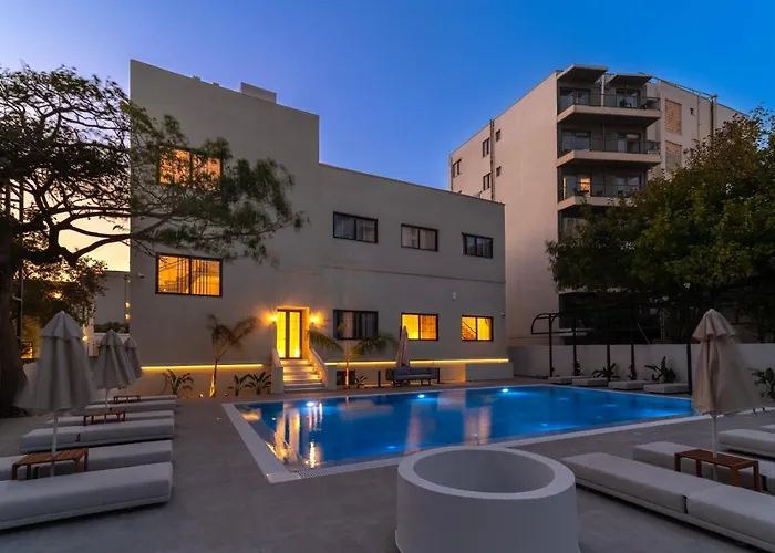 Naillac Elite Suites