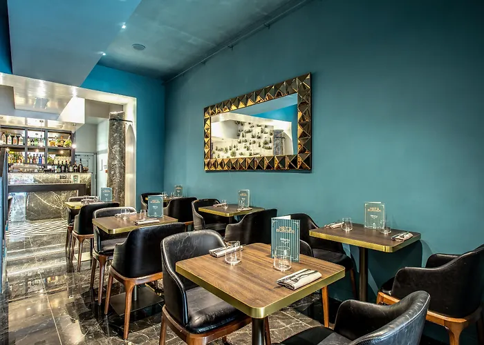 Hotel 87 Eighty-Seven - Maison D'Art Collection
