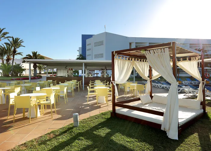 Grand Palladium Select Palace Ibiza Playa d'en Bossa
