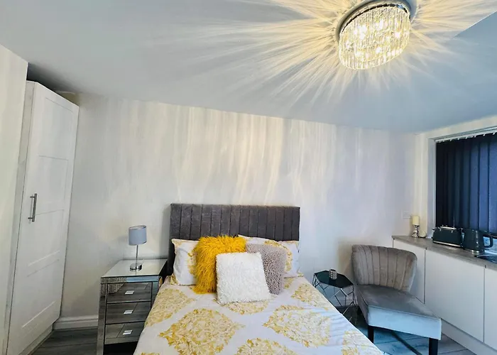 Private Guest House/Annexe