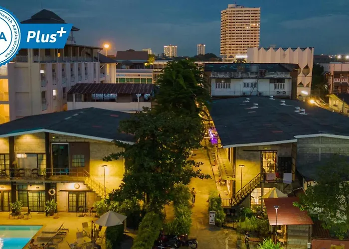 Hotel The Warehouse Chiang Mai