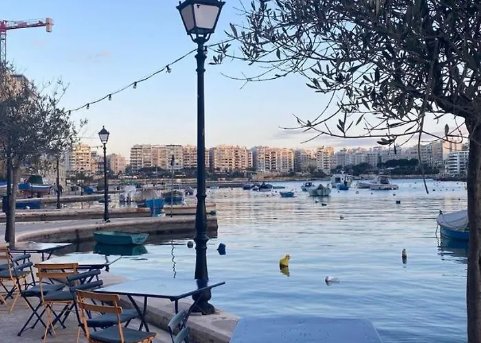 Malta Crown Guesthouse