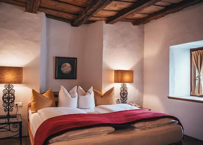 Hotel Goldener Engl Hall in Tirol