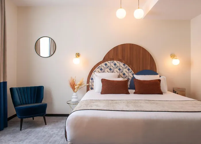 Helussi Hotel París