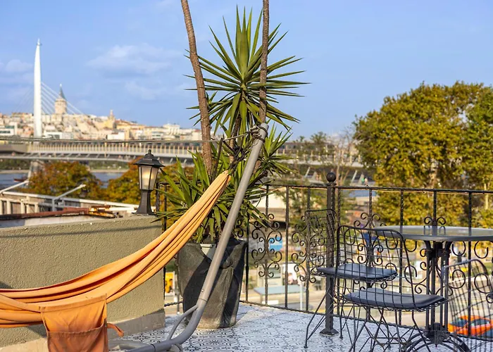 Lumina Boutique Hotel
