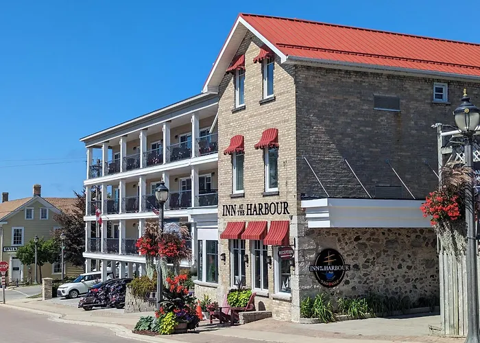 Inn At The Harbour