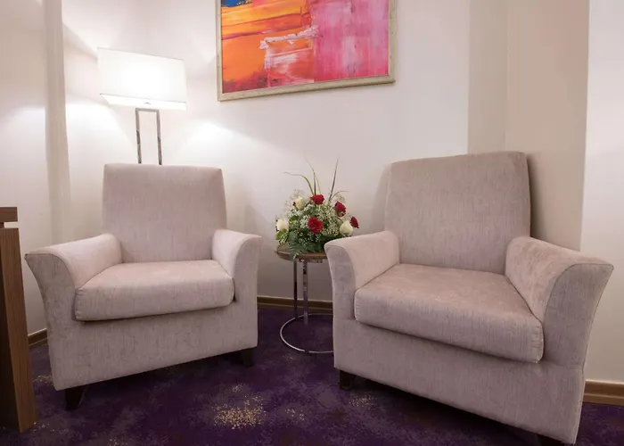 Ramada By Wyndham Continental Jeddah Hotel