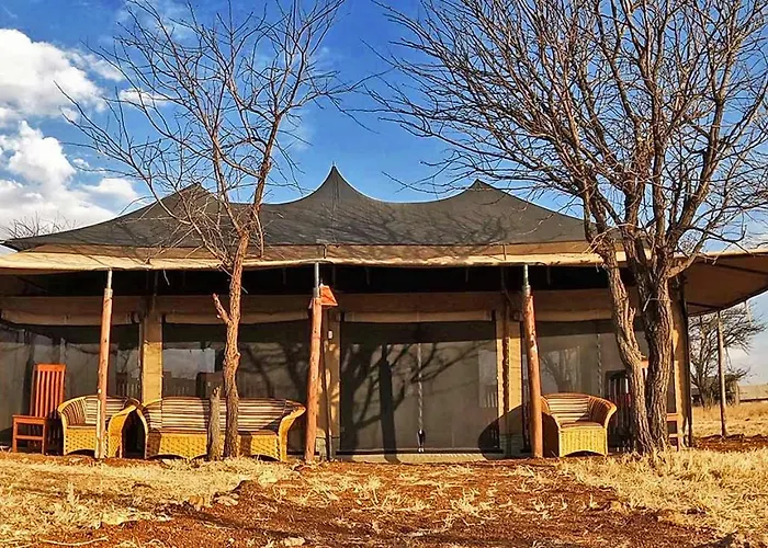 Robin Safari Camp Serengeti