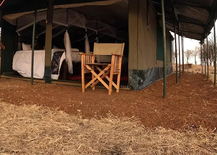 Robin Safari Camp Serengeti