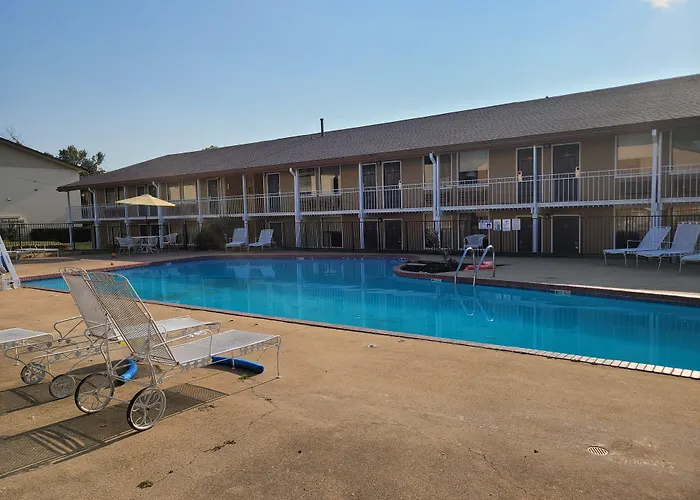 Spanish Trace Inn