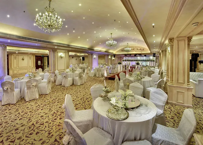 Ramada By Wyndham Continental Jeddah Hotel