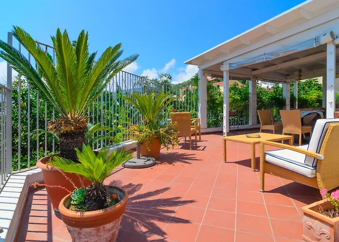 Albergo Villa Giusto Barano dʼIschia