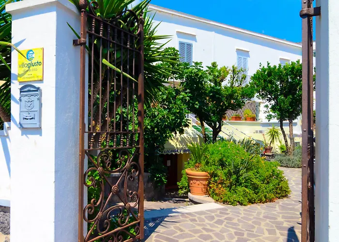 Albergo Villa Giusto Barano dʼIschia