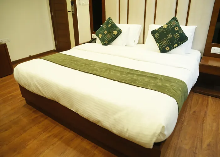 Grand Ffour Hotel New Delhi
