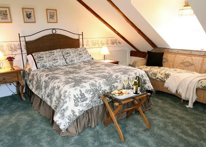 Youngtown Inn