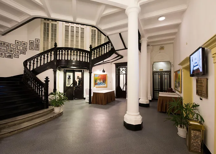 Hoa Binh Hotel