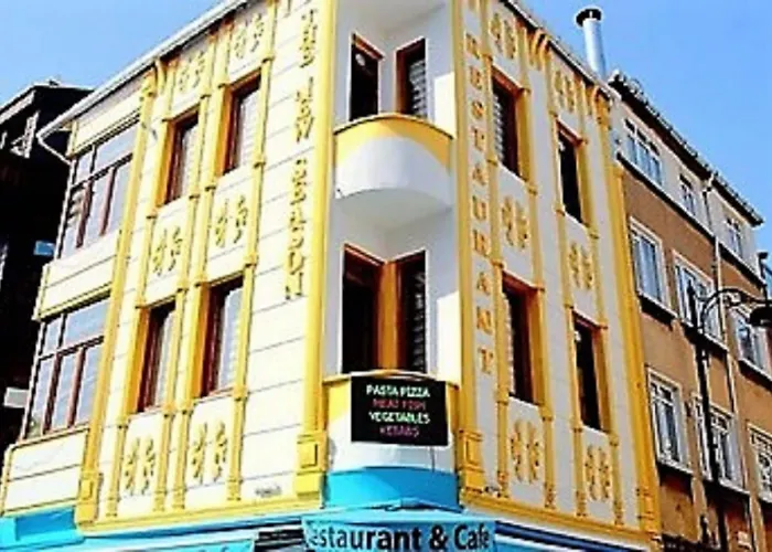 The New Season Apart Estambul