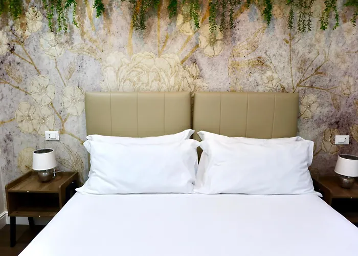 El Roy Garden Rooms