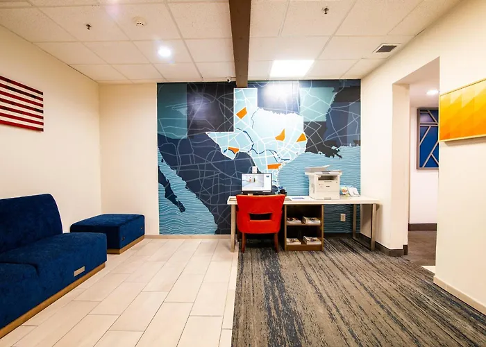Holiday Inn Express & Suites College Station By Ihg