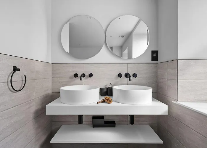 Golden Vanity Suite - Sea View - Free Wi-Fi Brixham
