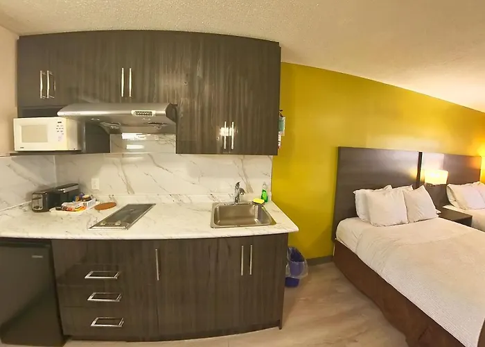 Maple Leaf Inn & Suites Kincardine