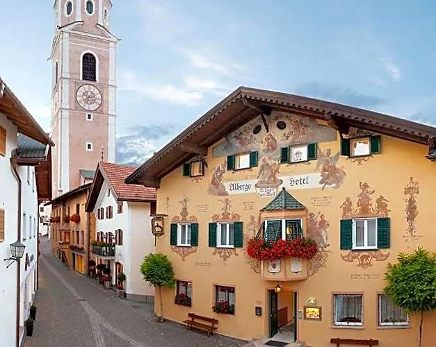 Hotel zum Wolf Kastelruth