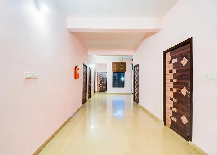 Super Hotel O Sector 14 Udaipur