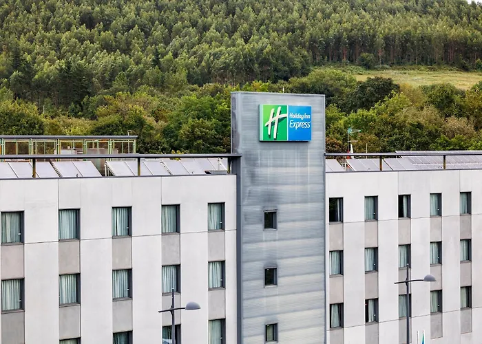 Holiday Inn Express Bilbao Airport By Ihg Derio