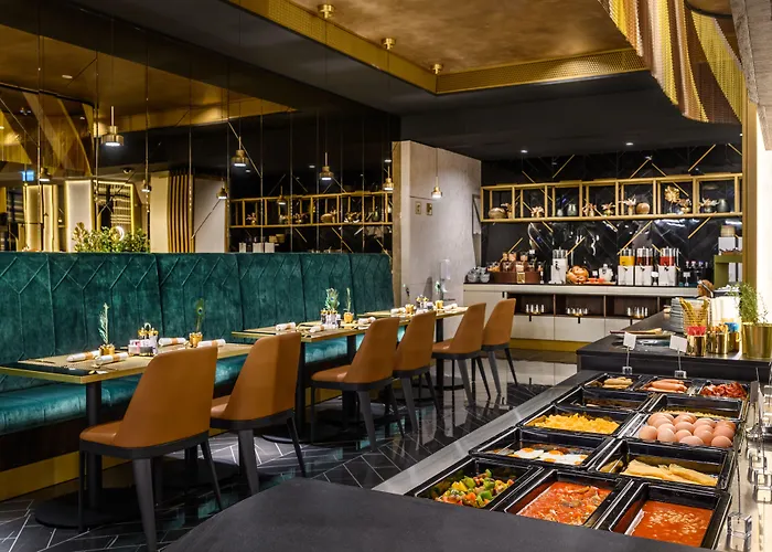 Emerald Hotel By Continental Group