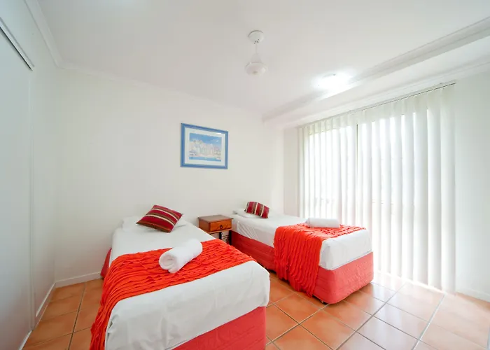 At Beach Court Holiday Villas