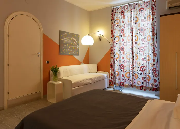 H Rooms Boutique Hotel