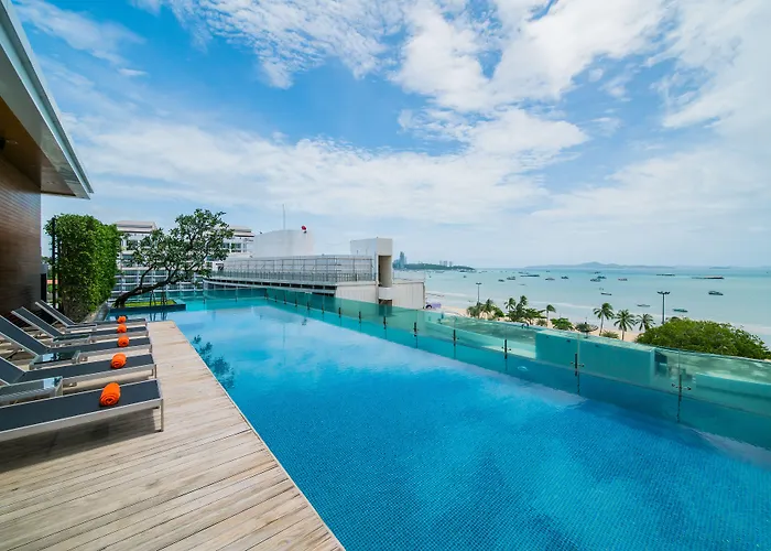 Seven Zea Chic Hotel