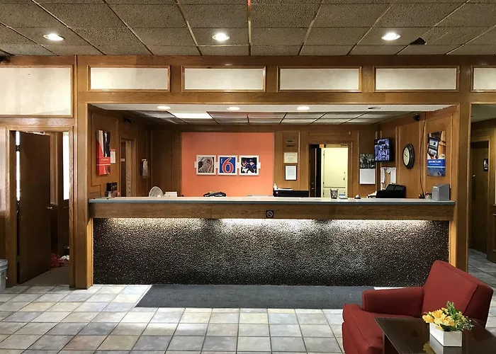Regency Inn And Conference Center Clinton