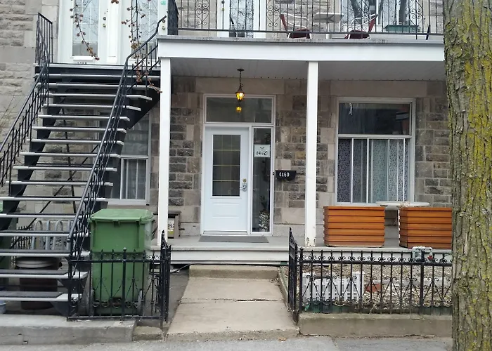 Auberge Reboot Hostel