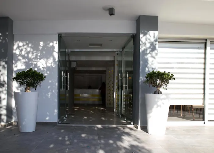Flora Maria Hotel