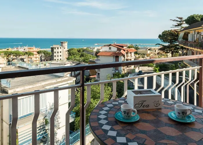 Bed and Breakfast Damahouse Formia